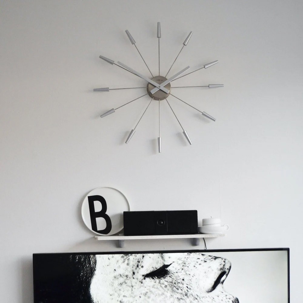 Seinäkello - NeXtime Plug Inn Hopea