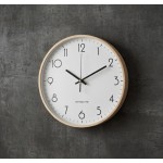 Seinäkello - Beyond Time Legna Vaalea Puu Valkoinen